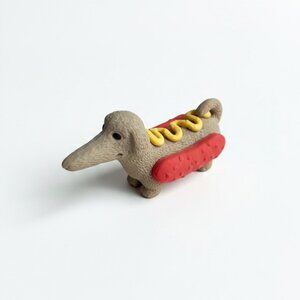 Fun Hot Dog-Shaped Toy – “Little Chien Saucisse” Wiener Dog Figurine